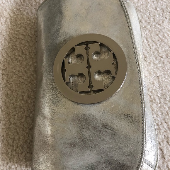 ‼️SOLD ‼️Authentic Tory Burch Clutch Bag.Great - Picture 3 of 8